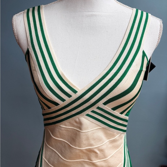 NWT Elizabeth Franchi Sheath Dress. Size EU44 - Picture 2 of 11